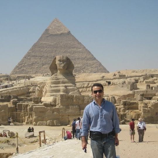 Umar Rafi at the Sphinx and pyramids in Egypt